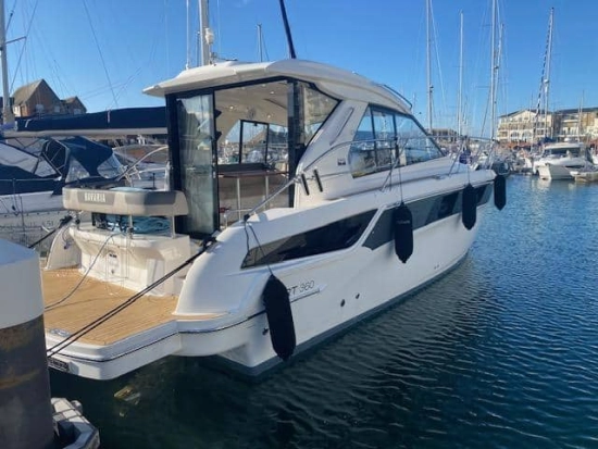 Bavaria Yachts Sport 360 Coupe preowned for sale