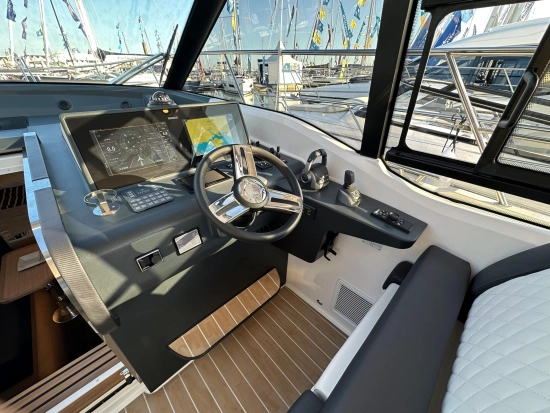 Bavaria Yachts SR33 neu zum verkauf