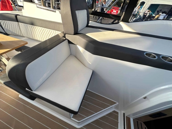 Bavaria Yachts SR33 neu zum verkauf