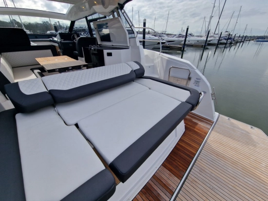 Bavaria Yachts SR36 HT neu zum verkauf