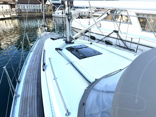 Bavaria Yachts Cruiser 34 preowned for sale