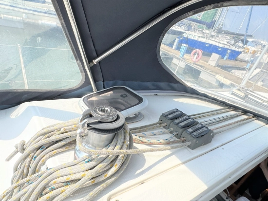 Beneteau Oceanis Clipper 373 preowned for sale