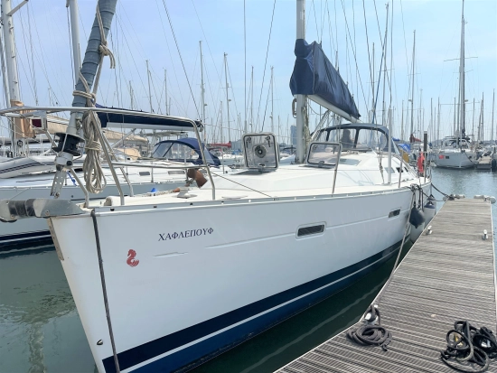 Beneteau Oceanis Clipper 373 preowned for sale