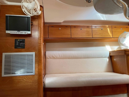 Bavaria Yachts 30 Sport HT d’occasion à vendre