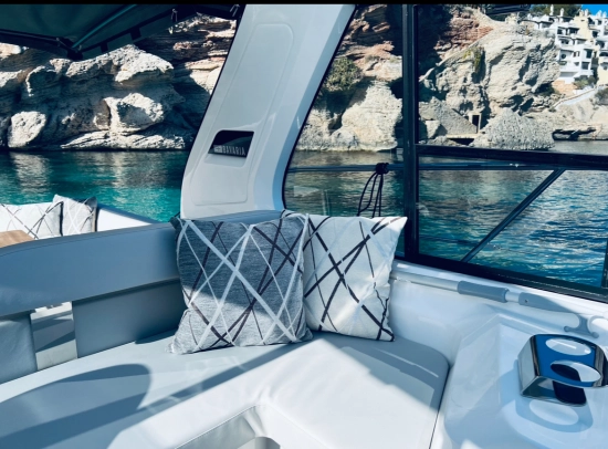 Bavaria Yachts S33 HT gebraucht zum verkauf