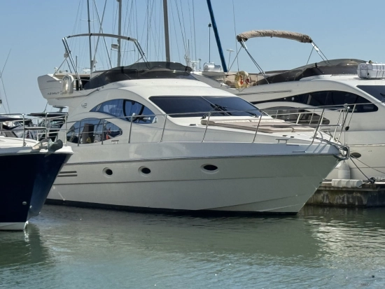 Azimut 42 Evolution preowned for sale