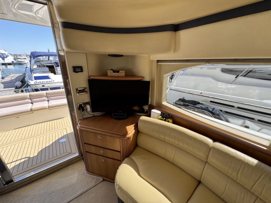 Azimut 42 Evolution preowned for sale