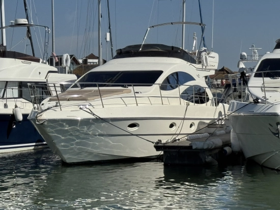 Azimut 42 Evolution preowned for sale