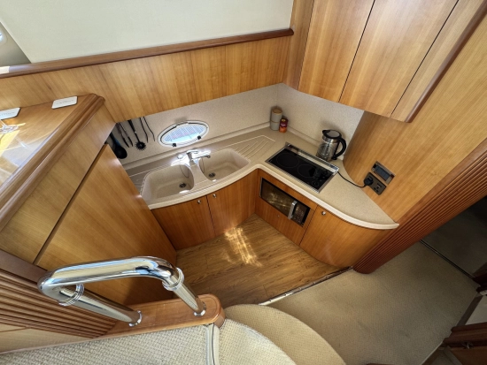Azimut 42 Evolution preowned for sale