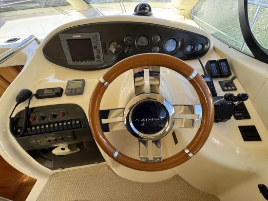 Azimut 42 Evolution preowned for sale