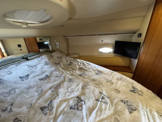 Azimut 42 Evolution preowned for sale