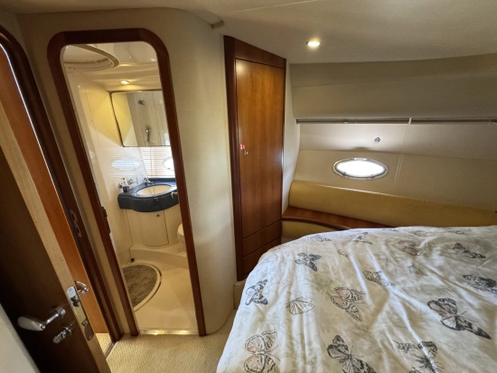 Azimut 42 Evolution preowned for sale