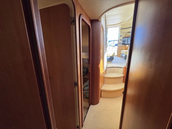 Azimut 42 Evolution preowned for sale