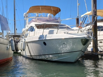 Azimut 50 Flybridge preowned for sale