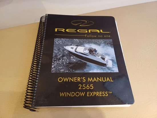 Regal 2565 Window Express d’occasion à vendre