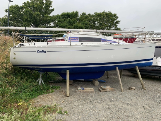 Beneteau First 235 LIFTING KEEL preowned for sale