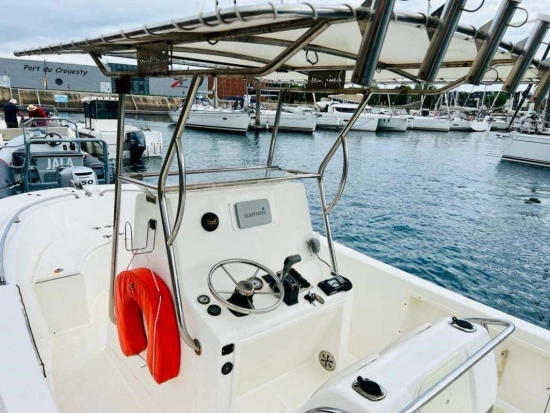 UNIQUEST MARINE UNIQUEST 600 preowned for sale