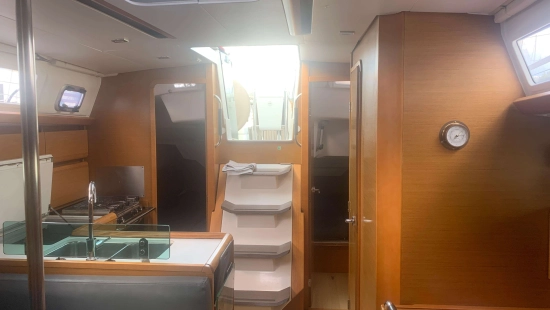 Jeanneau Sun Odyssey 389 preowned for sale