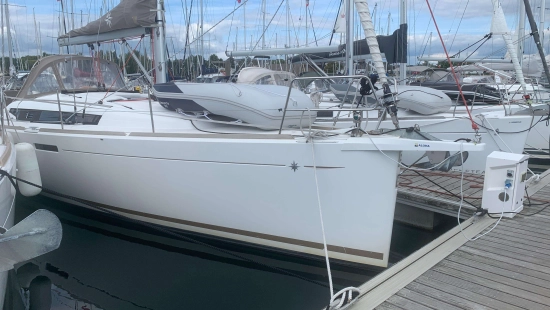 Jeanneau Sun Odyssey 389 preowned for sale