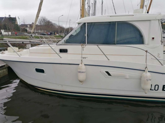 Beneteau Antares 760 preowned for sale