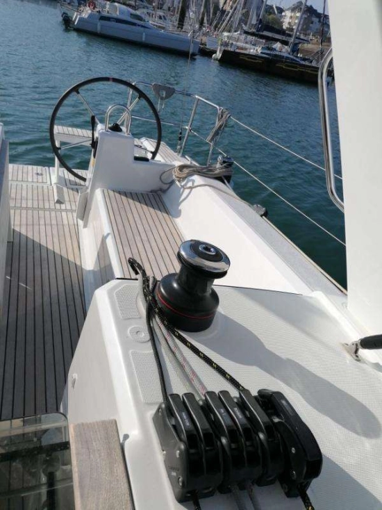 Beneteau Oceanis 38.1 preowned for sale