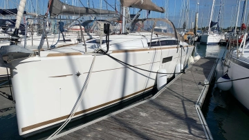 Jeanneau Sun Odyssey 349 preowned for sale