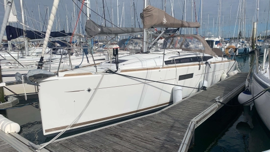 Jeanneau Sun Odyssey 349 preowned for sale