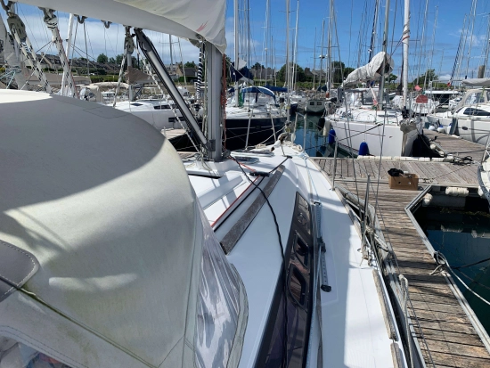 Beneteau Oceanis 31 preowned for sale