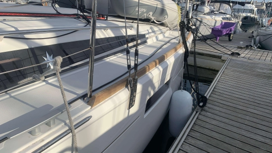 Jeanneau Sun Odyssey 349 preowned for sale