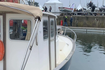 Rhea marine RHEA 750 TIMONIER gebraucht zum verkauf