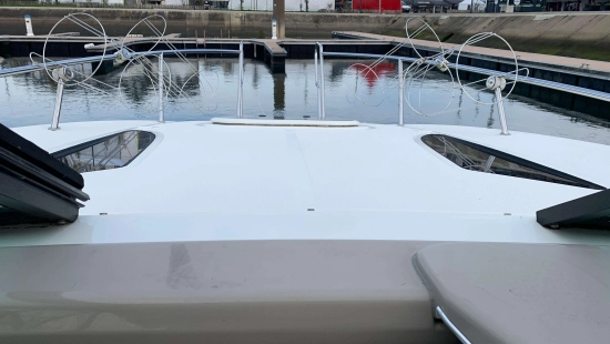 Sea Ray Sundancer 265 preowned for sale