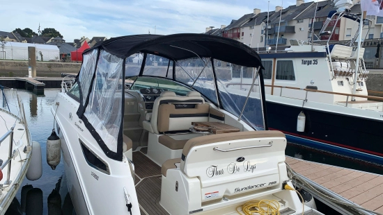 Sea Ray Sundancer 265 preowned for sale