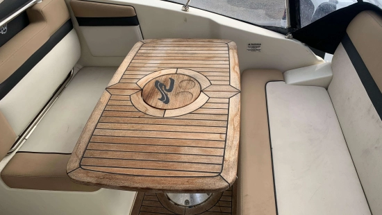 Sea Ray Sundancer 265 preowned for sale