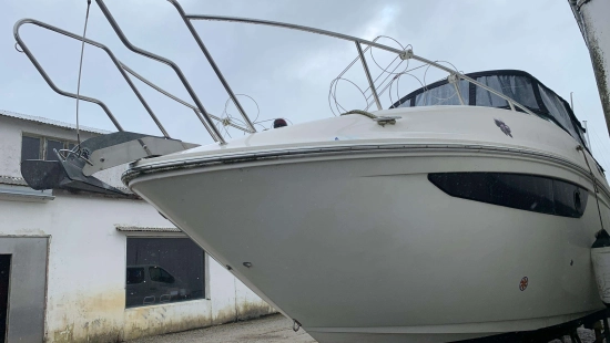 Sea Ray Sundancer 265 preowned for sale