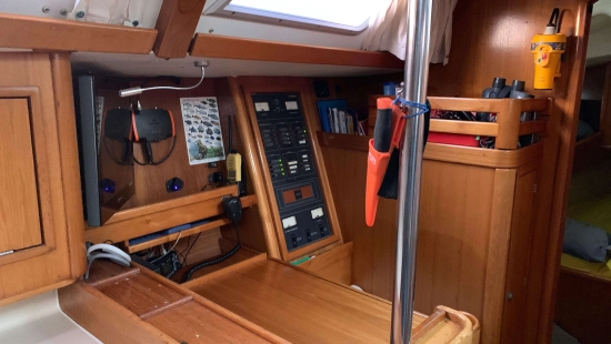 Jeanneau Sun Odyssey 44 preowned for sale