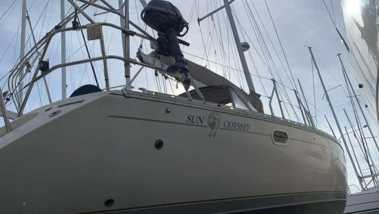 Jeanneau Sun Odyssey 44 preowned for sale