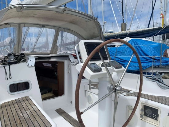 Beneteau Oceanis 31 preowned for sale