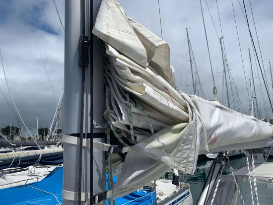 Beneteau Oceanis 31 preowned for sale