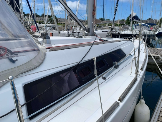 Beneteau Oceanis 31 preowned for sale