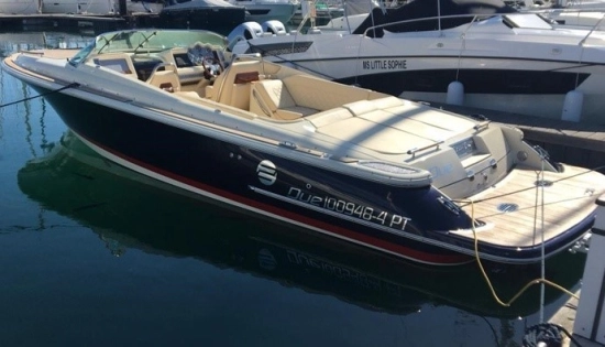 Chris Craft Corsair 30 Proa Cerrada preowned for sale