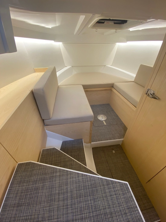 Zephyr Boats 800 Space brand new for sale