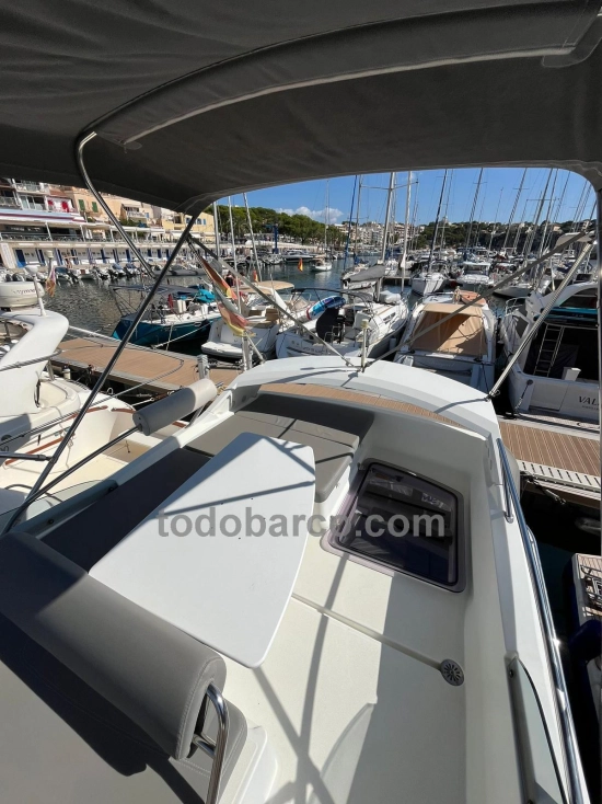 Beneteau Antares 32 FLY preowned for sale