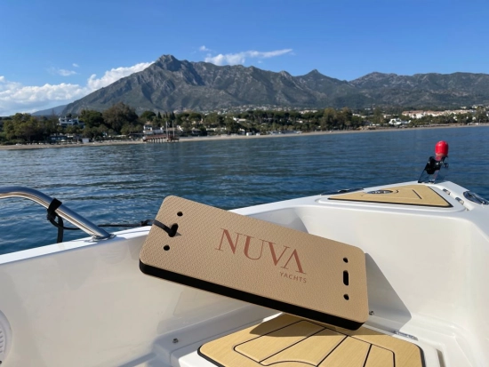 Nuva Yachts M6 Open d’occasion à vendre