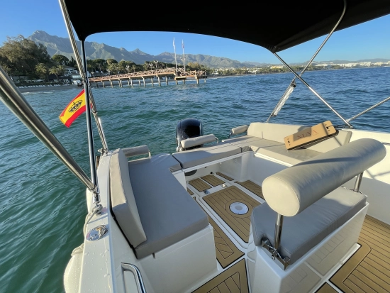 Nuva Yachts M6 Open d’occasion à vendre