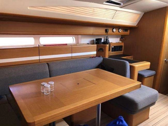 Jeanneau YACHTS 53 d’occasion à vendre