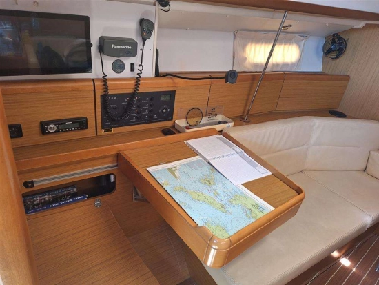 Jeanneau Sun Odyssey 39I preowned for sale