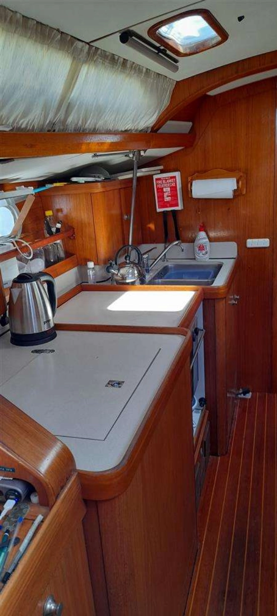 Jeanneau Sun Odyssey 42 preowned for sale