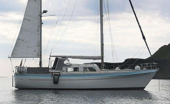 Moody 42 KETCH gebraucht zum verkauf