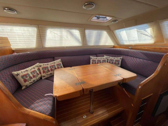 NORTHSHORE YACHTS VANCOUVER 38 PILOT preowned for sale