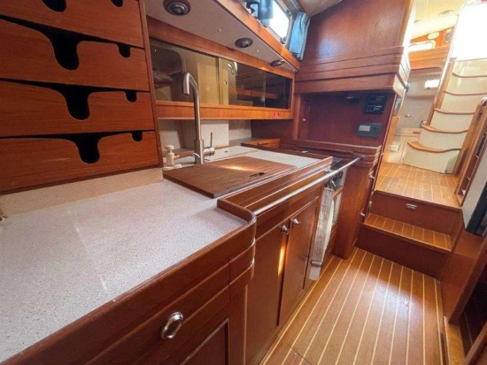 NORTHSHORE YACHTS VANCOUVER 38 PILOT preowned for sale